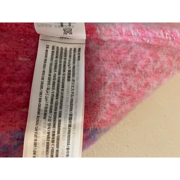 Abercrombie & Fitch Pink Plaid Wool-Blend Scarf With Fringe - Picture 4 of 7